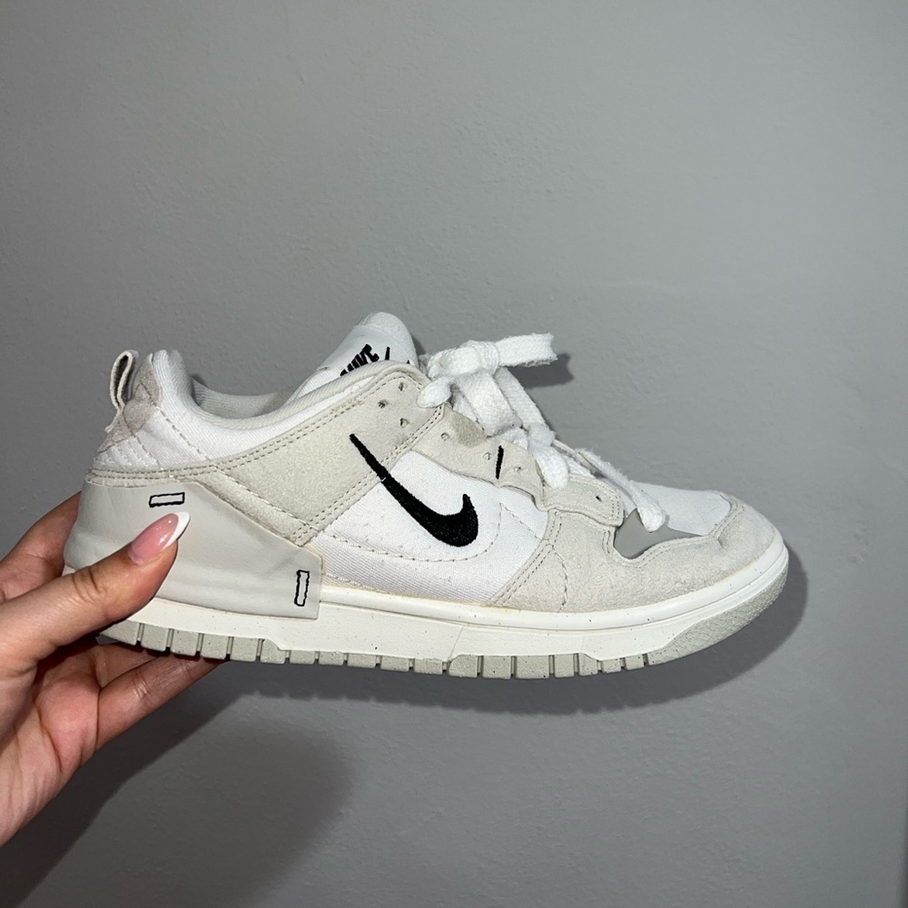 Nike Dunk Low Sneakers